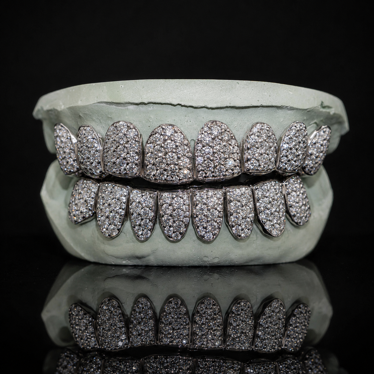 MOISSANITE HONEYCOMB SET GRILLZ