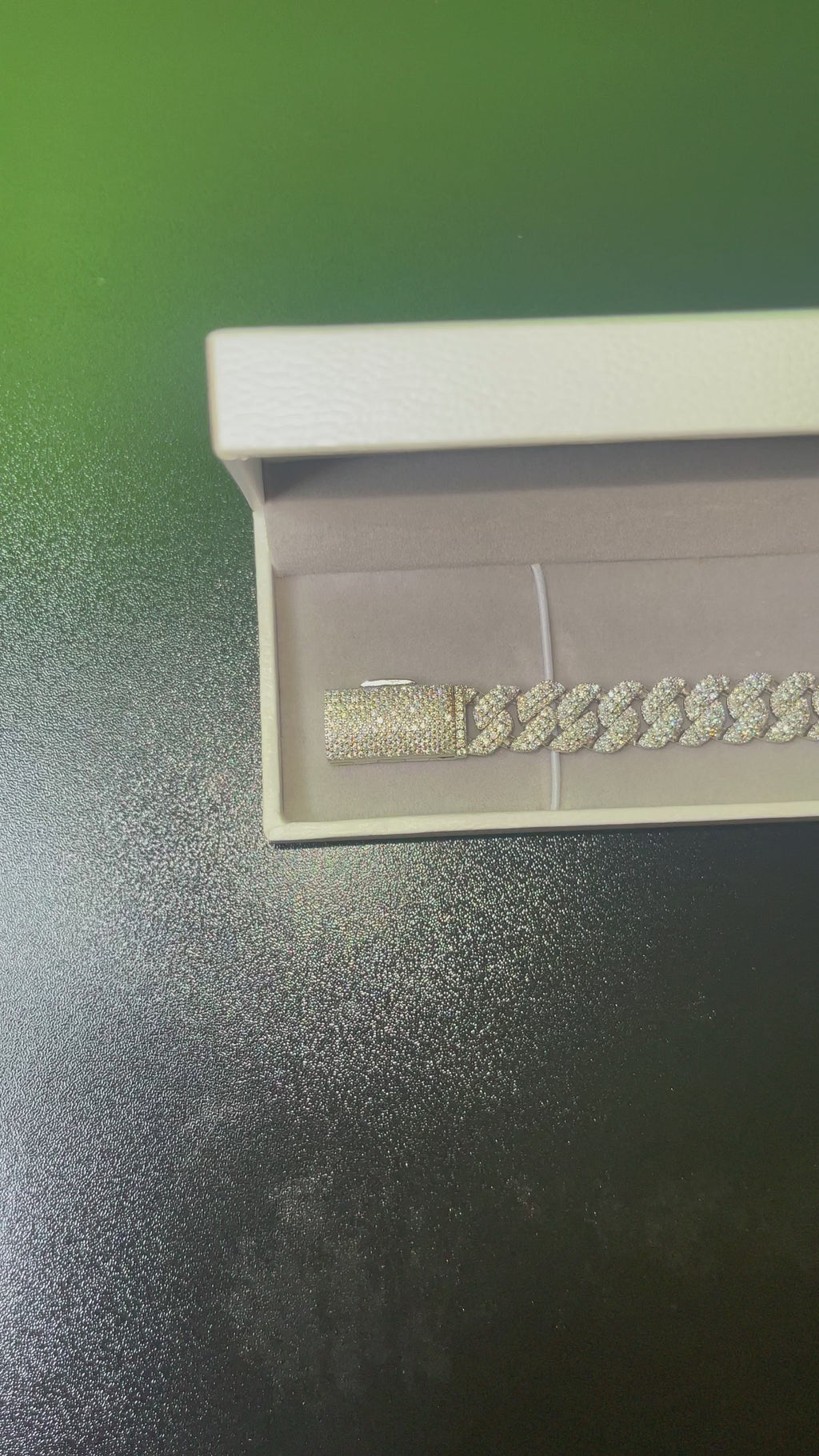 CUBAN LINK BRACELET 10MM 8INCH