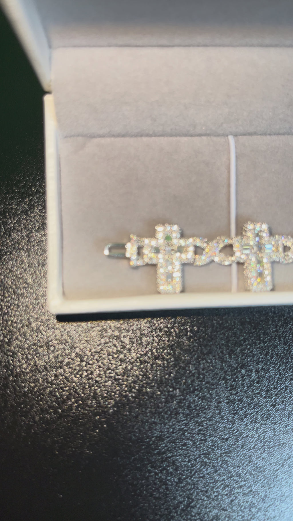 CUBAN CROSS BRACELET 7.5 INCH